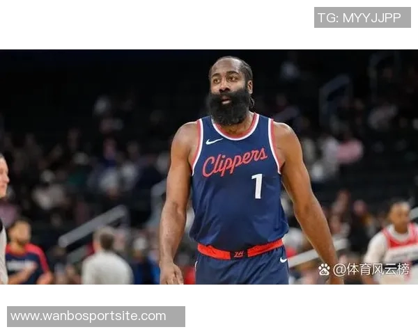 特纳状态低迷12投仅中3三分球表现惨淡仅得14分7篮板2助攻