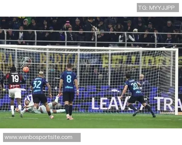 国米右路薄弱局面加剧路易斯恩里克被弃用引发关注